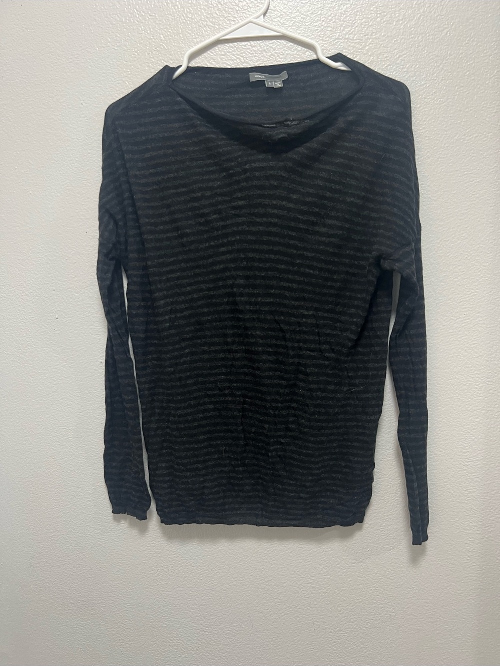 Vince medium Black striped Crewneck very lightweight Sweater